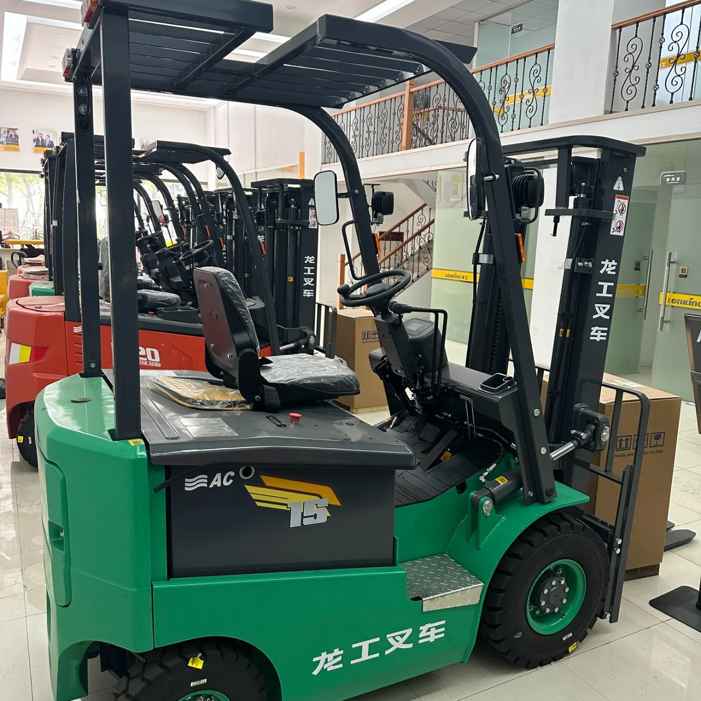 Lonking Toyota Hydraulic Pallet Stacker, Diesel Electric Forklift 3.0tons, Material Handling Truck