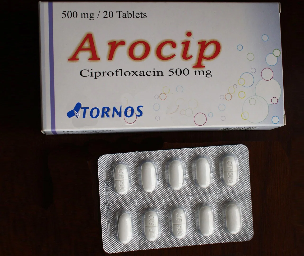 El ciprofloxacino 500 mg tabletas farmacéuticas medicina