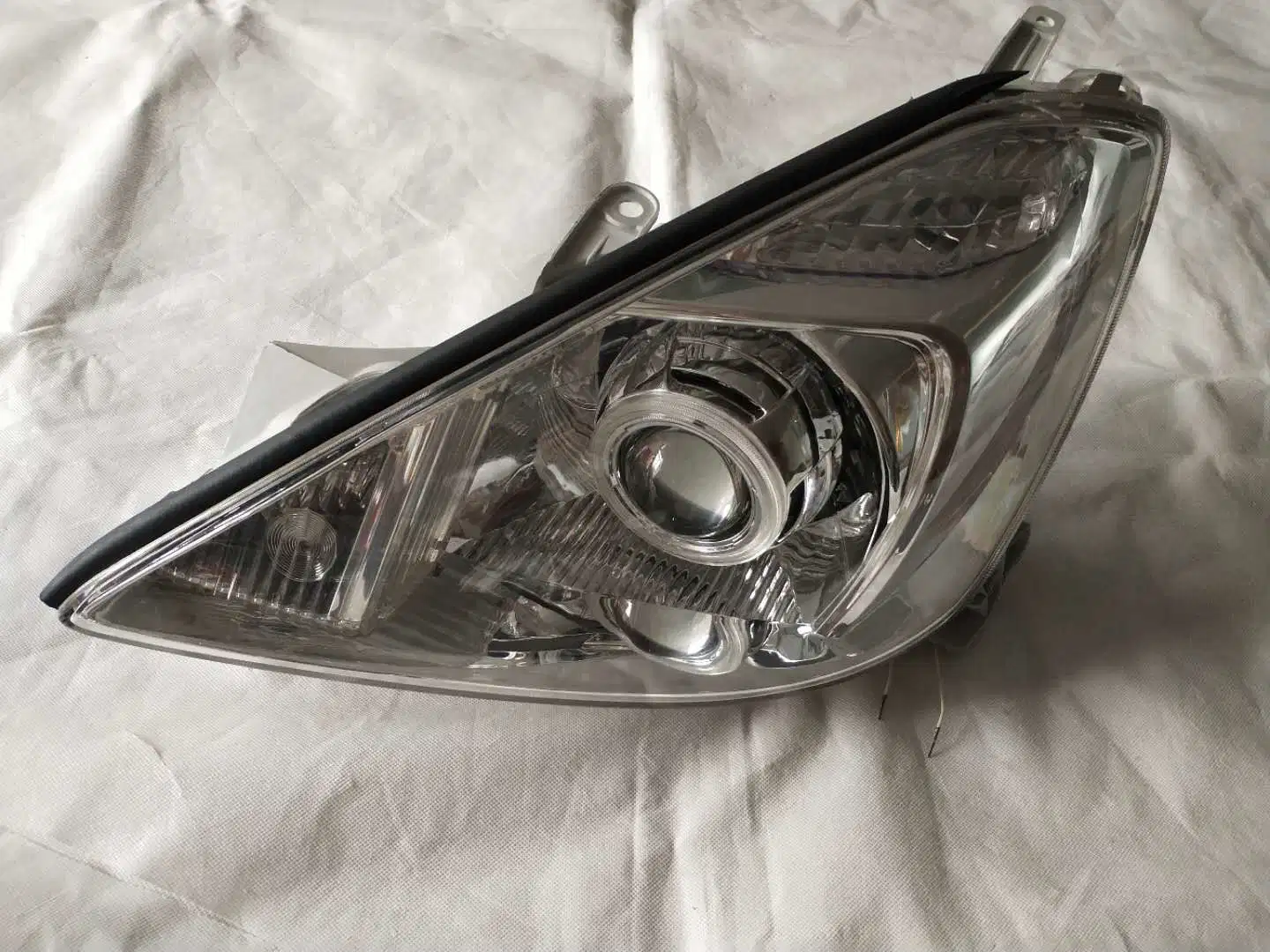 Head Lamp LED/Auto Lamps LED/Car Lamps LED/Auto Light LED/Spare Parts for Toyota Allion