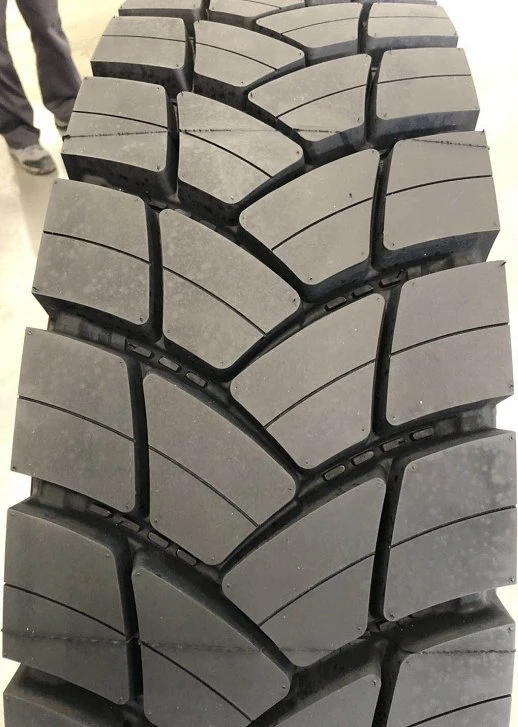 High quality/High cost performance  Radial Longitudinal Pattern Heavy Truck Tyre Inner Tube Truck TBR Tire for Vehicle