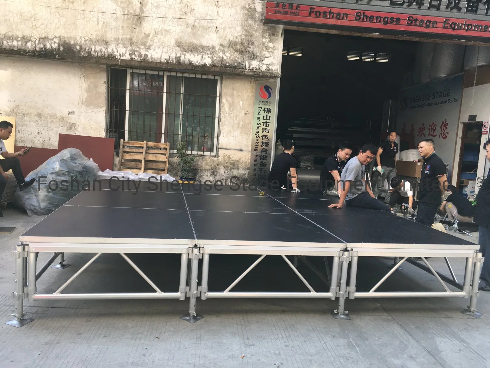 Hot Sale Height Adjustable 4&prime; X4&prime; Outdoor Wedding Assemble Mobile Aluminum Truss Stage