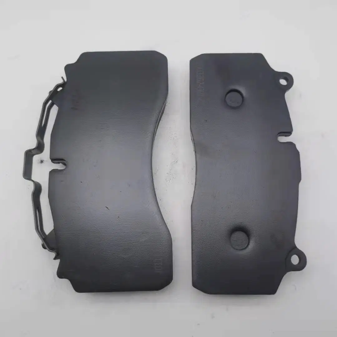 2003262-G01-C Chinese Auto Spare Parts with Emark Ceramic Front Disc Brake Pads for Truck Parts