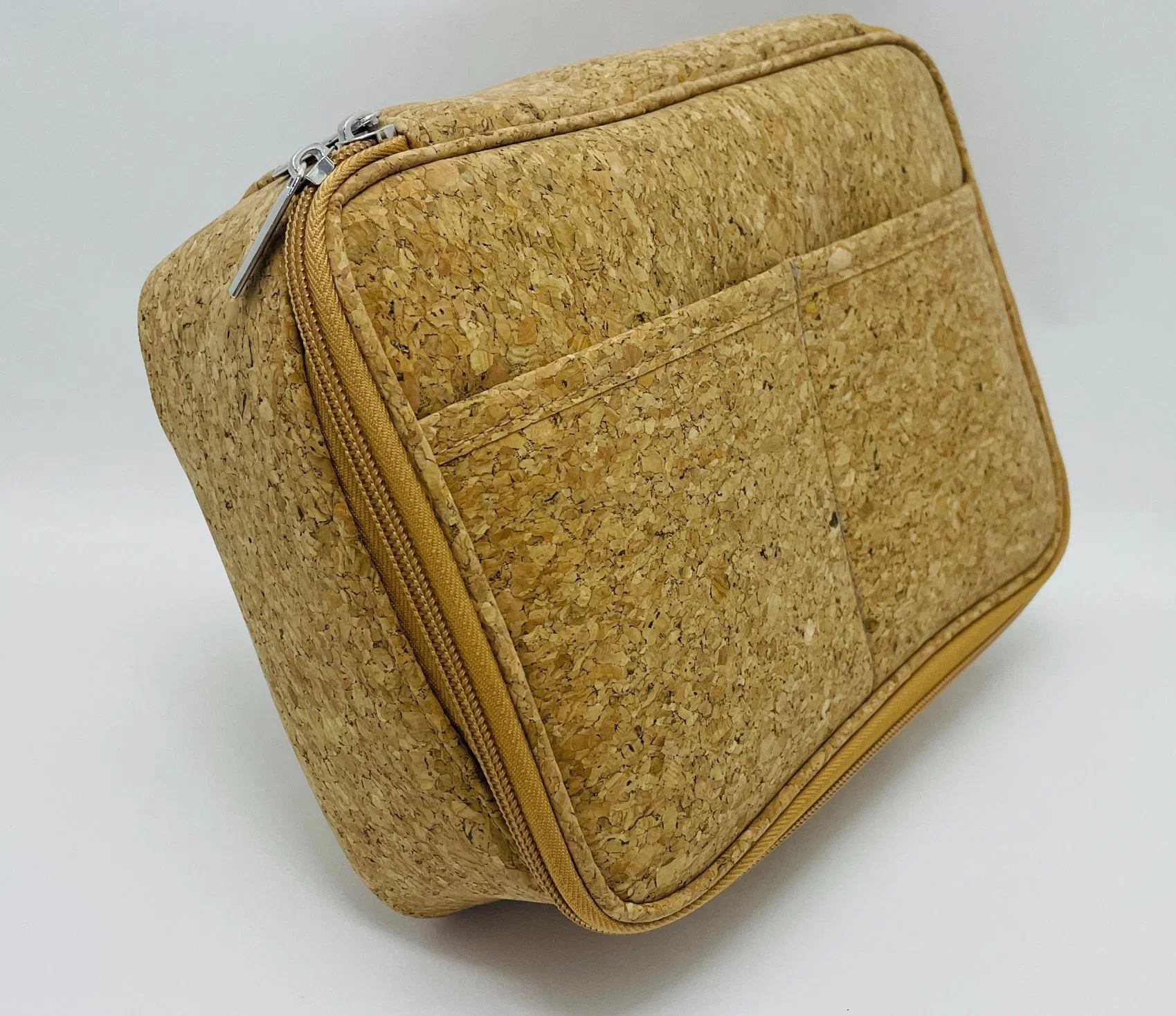 OEM Eco-Friendly Cork Large Cosmetic Bag Box Travel Makeup Organizer Case Holder Zippered Vegan Dopp Kit for Women Girls Men