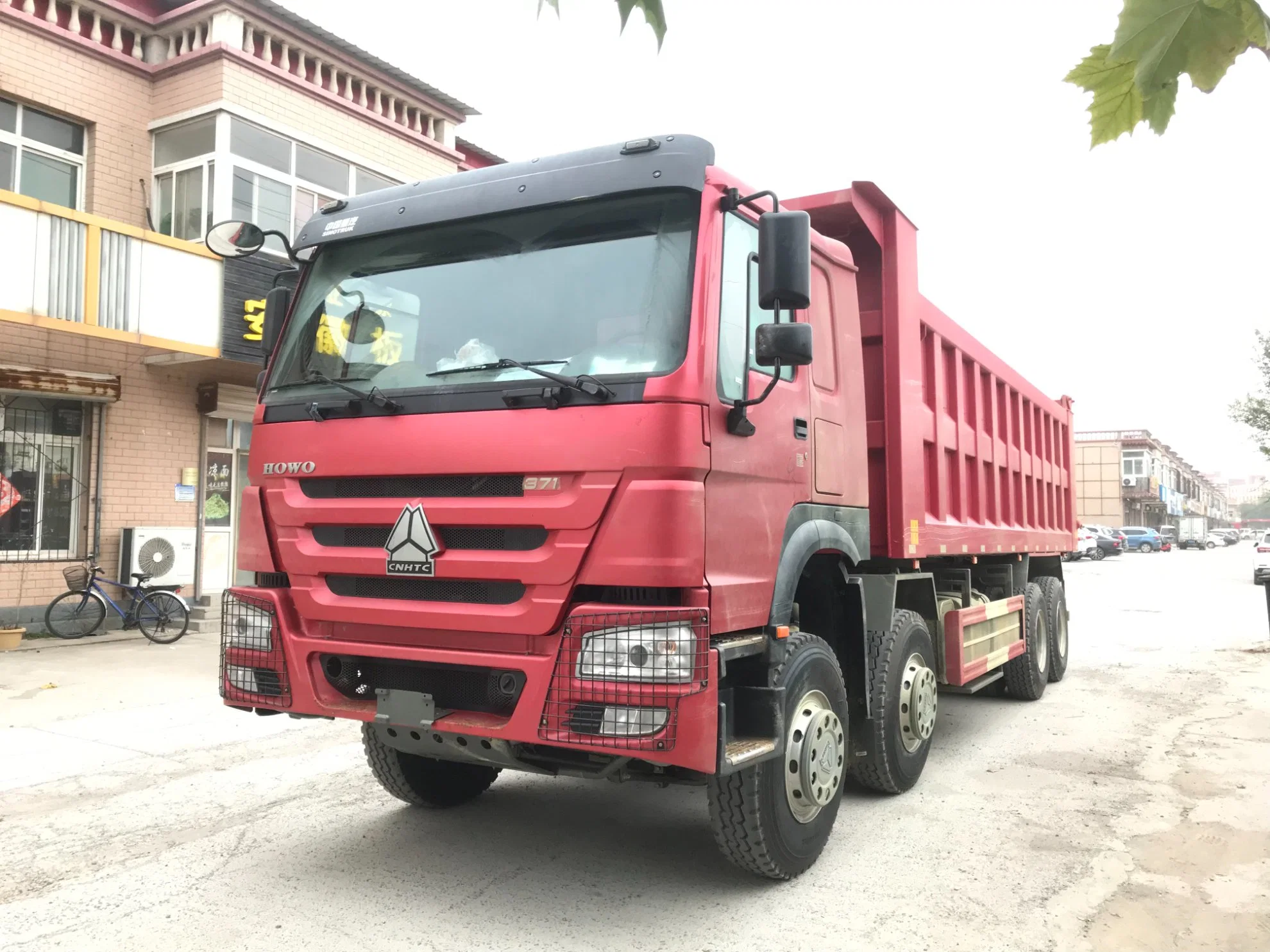 HOWO Sinotruk 8X4 336 371 400HP 430HP 31 40 Ton Tipper Dump Heavy Truck Prices Hot Sale 12 Wheeler Zz3317n3867b New or Used 2021 2022 2023 Truck 30cbm 40cbm