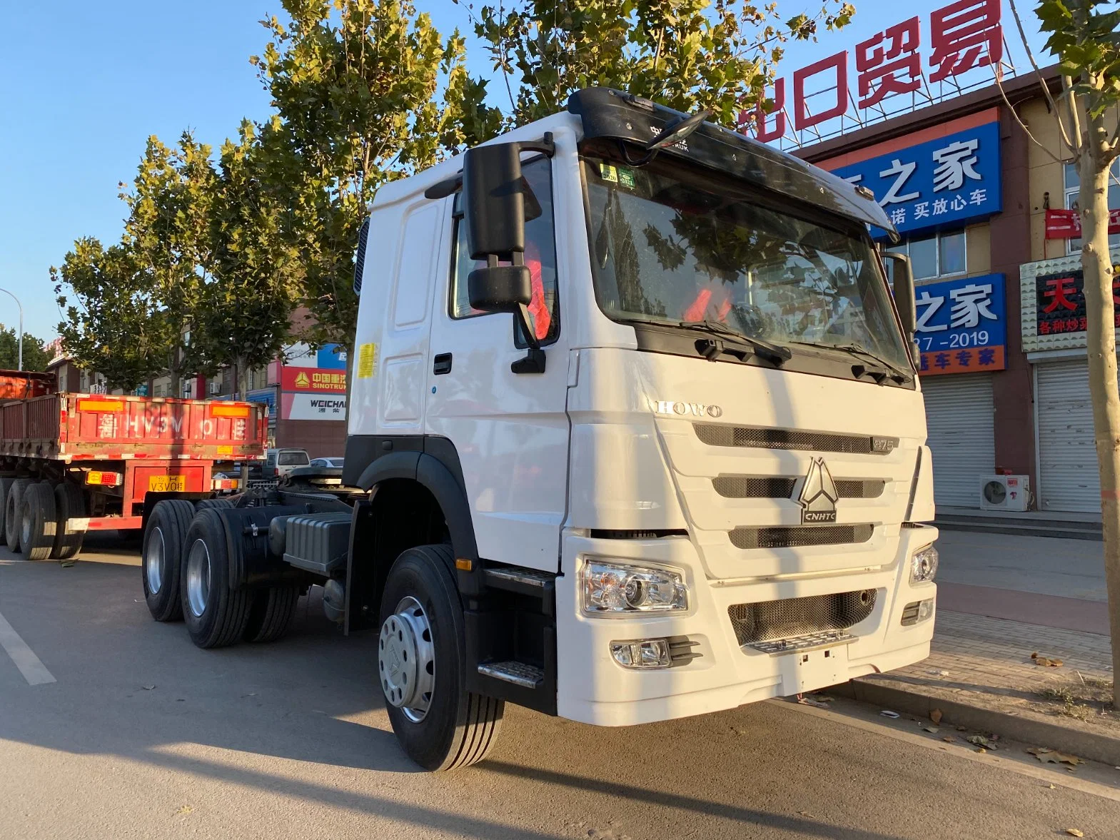 Logistics Port Mining Transportation Used HOWO 6*4 Trailer Head Truck Tractor 6X4 Sinotruk Second Hand