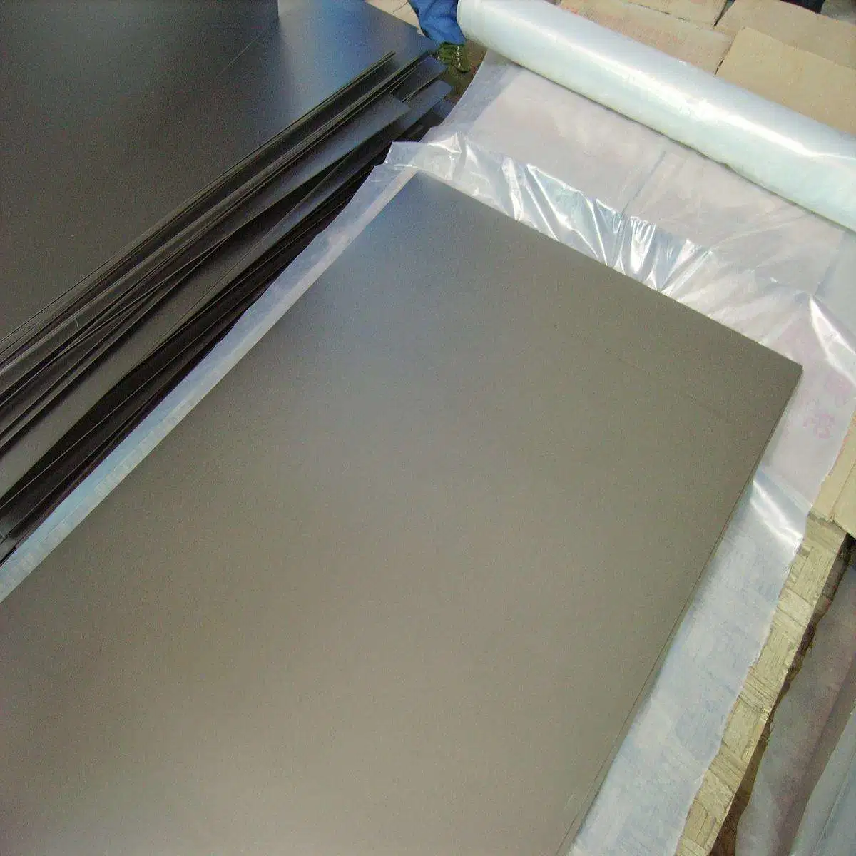 Thickness 0.1~3mm ASTM B265 Pure Titanium Sheet Plate Titanium Grade 2 Gr1 Gr12 Price