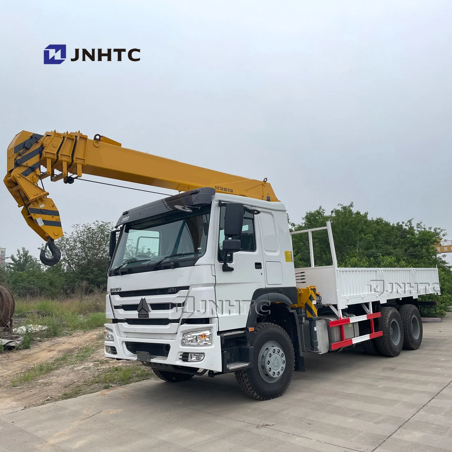 HOWO 371HP Flatbed Body 5-10tons Self Loading Crane Truck