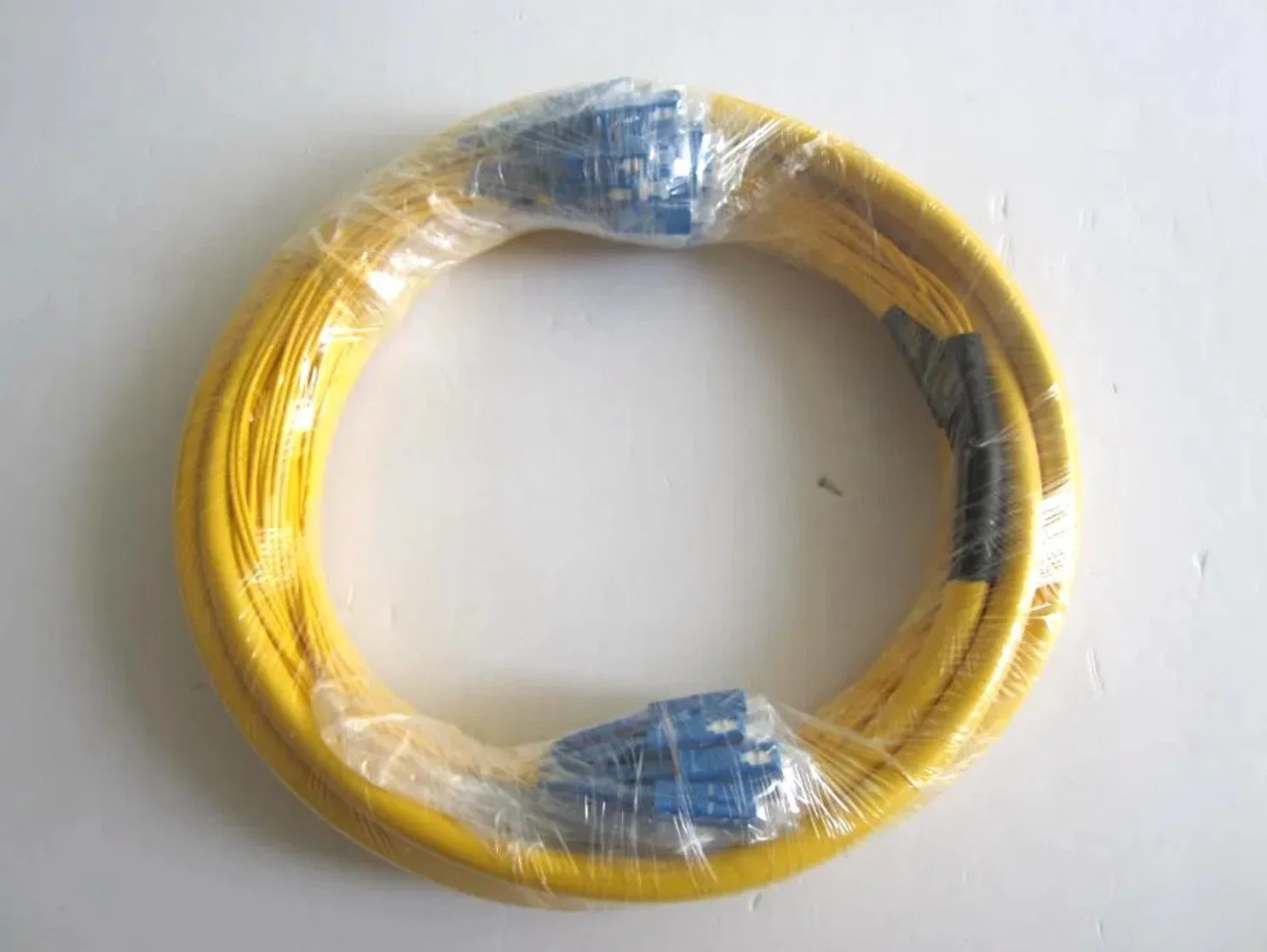 4 6 8 12 16 24 48 Core Multi Fiber Optic Patch Cord Bunchy Type Single Mode Multimode Indoor Breakout Armored Cable