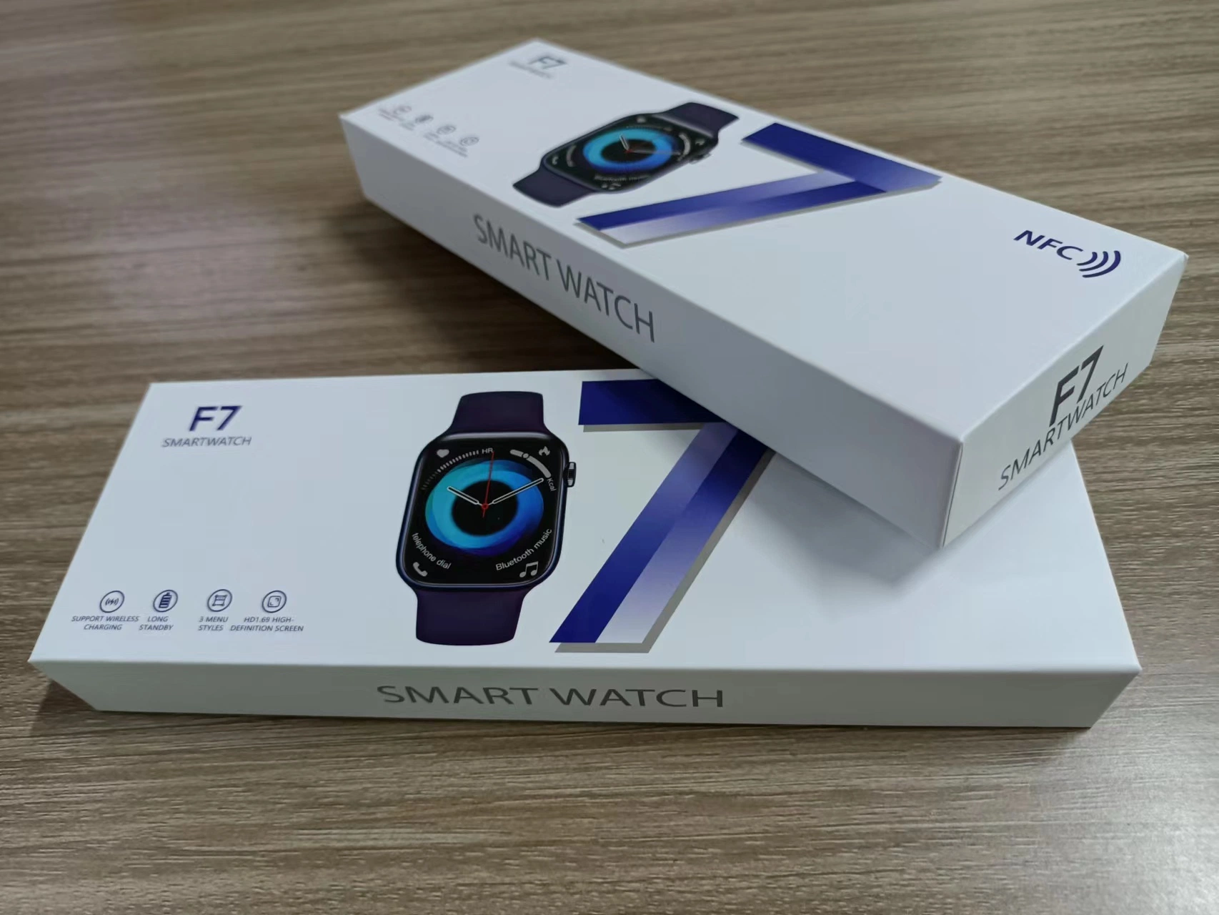 Weihnachtsgeschenk Smartwatch 1,83 Zoll Vierkant Bildschirm Wireless Charger Fitness Serie 7 F7 Smart Sport Uhren für Mann Frau