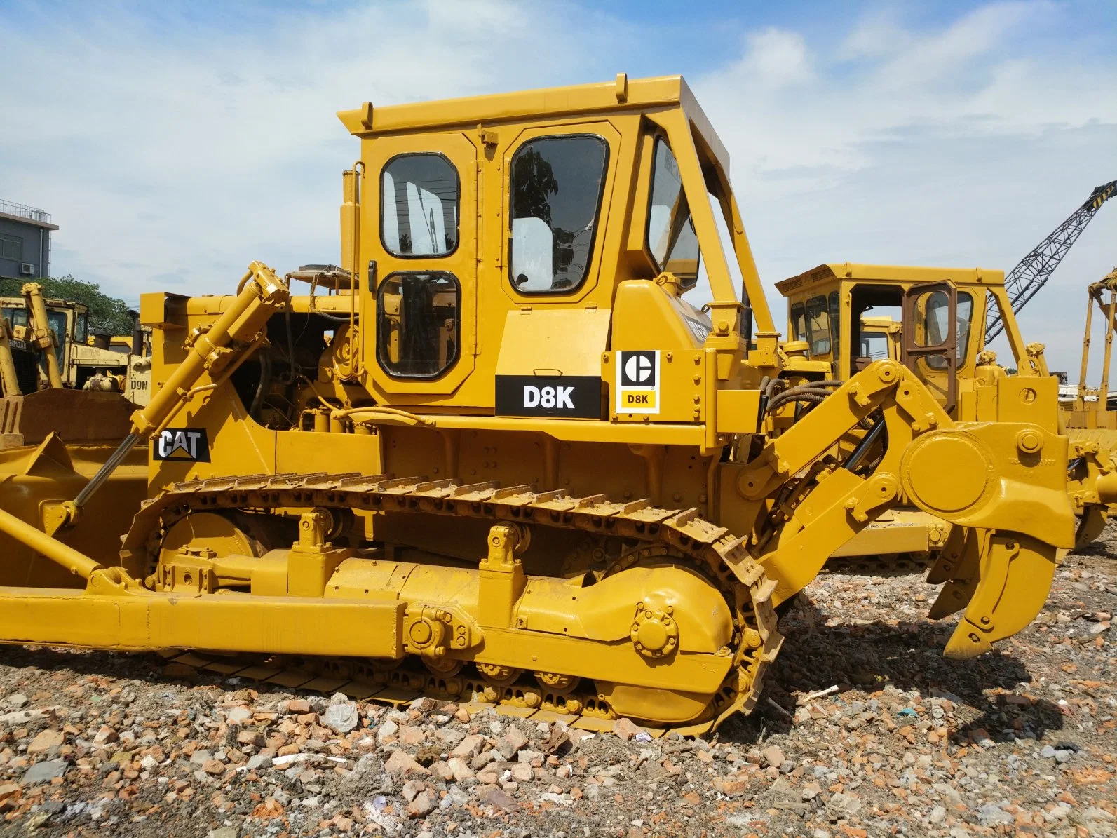 Good Price Used Japan Made Cat D8K D5g D5K D5h D5m Bulldozers Caterpillar for Sale