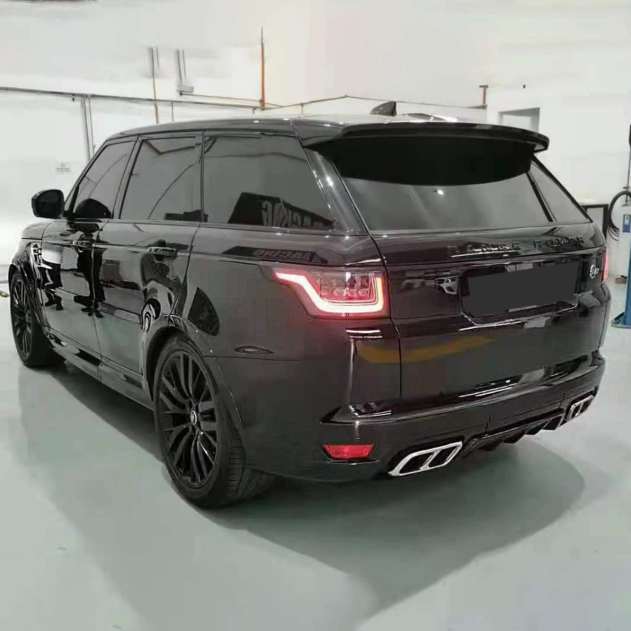 Kit de carrosserie pour Range Rover Sport L494 2013 2014 2015 2016 2017 le changement au modèle SVT inclut les phares arrière sur aile Et Bumpers