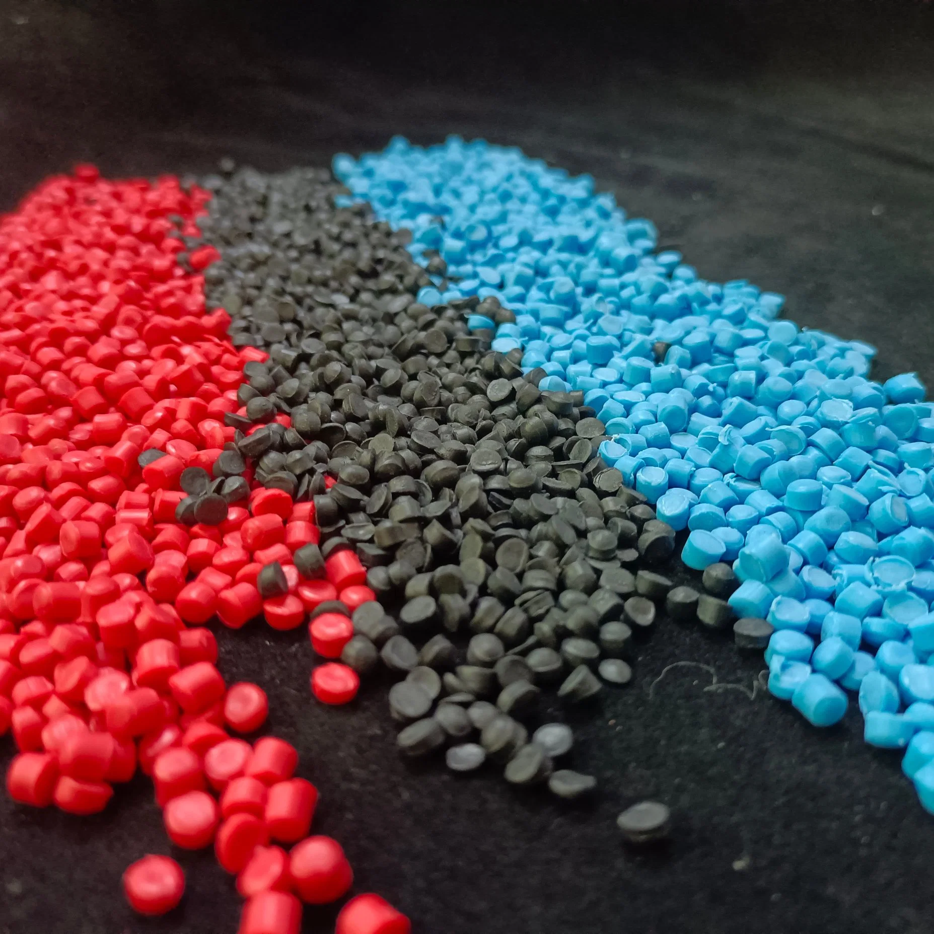 The Factory Sells Hard and Soft PVC Granules at Favorable Prices.