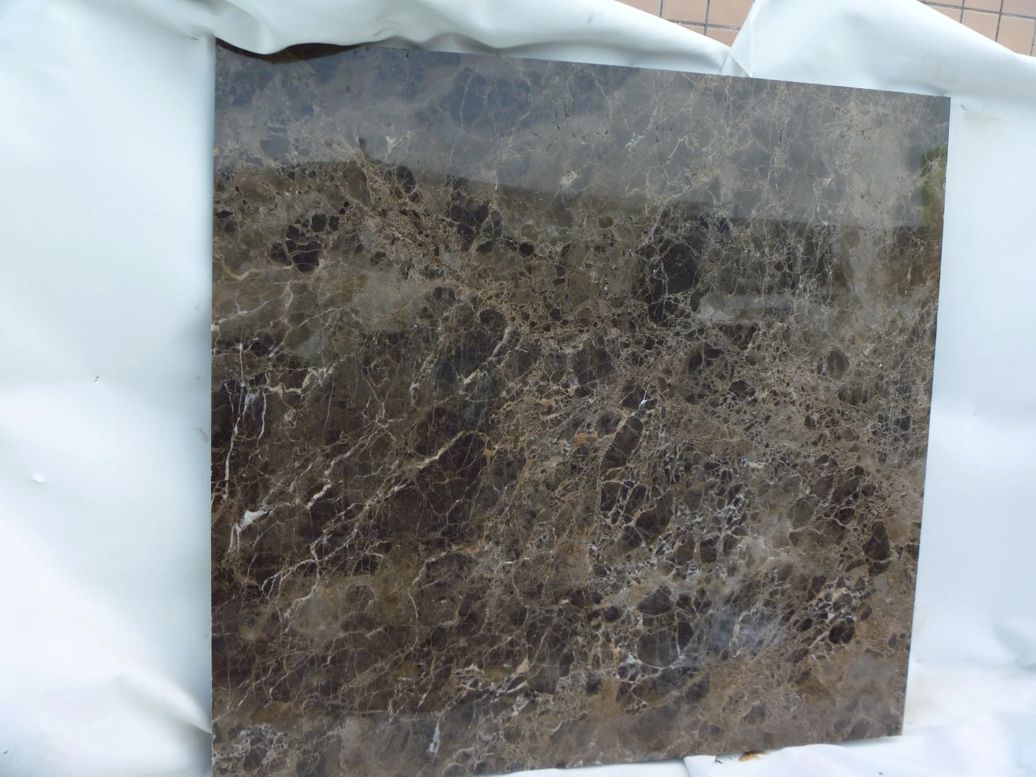 Customized Natural Stone Dark Emperador Marble Countertop Brown Marble Interior Decor