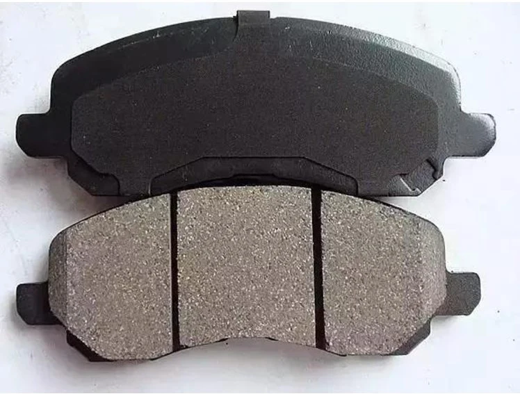 Front Brake System Semi-Metallic Brake Pads and Rear Brake Shoes Fdb170 for Mazda E1300 for Toyota Celica