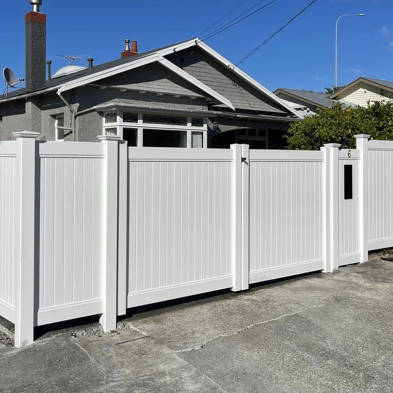 6FT. H X8FT. W White Hot Sale Cheap Vinyl PVC Plastic Privacy Fence for Home and Garden