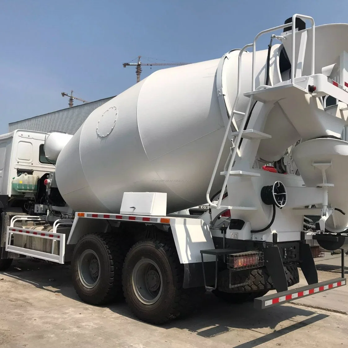 Concrete Mixer Truck Concrete Mixers Cement Mixer 2m3.3m3.4m3.6m3.8m3.10m3.12m3 Construction Vehicle