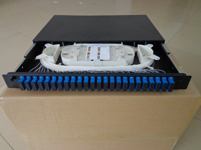 Robust Structure Powder Coated 1u 19" Rack Unit Patch Panel for 12 Lgx Adapter Plates with Slide-out Tray