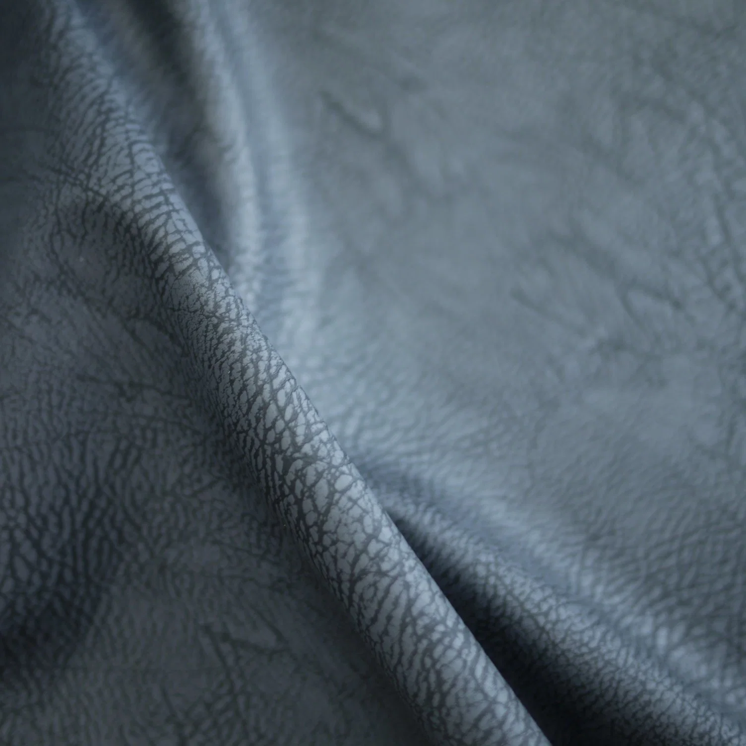 Usine lavés Polyester &amp; Leatheroid PU Cuir synthétique pour le haut de la courroie du caisson de nettoyage de vêtements canapé