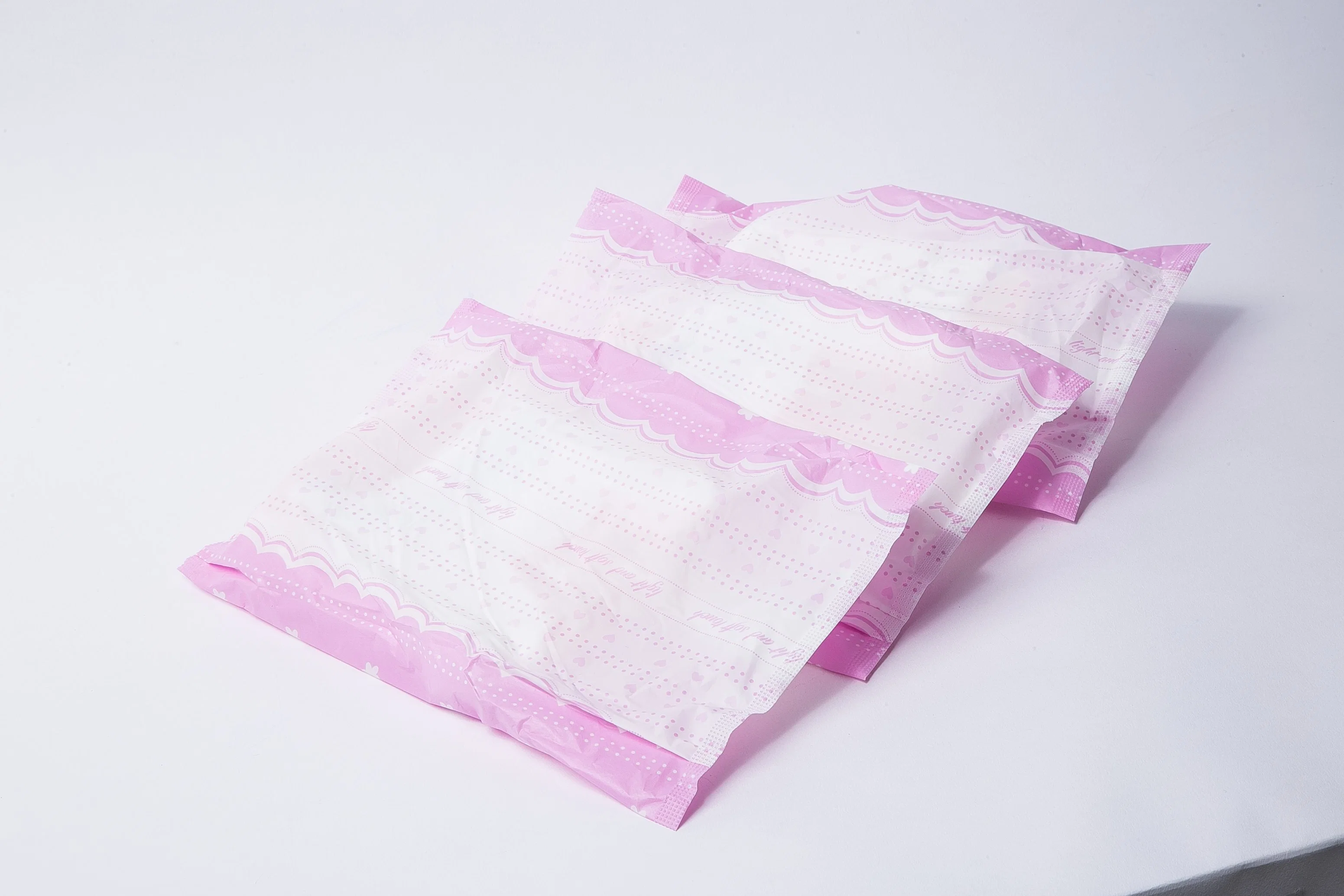 Fabricant OEM et ODM Femme période tampon sanitaire jetables du jour au lendemain du jour au lendemain Pantalon Pantalon Tampons menstruels nuit serviette hygiénique Pantalon de couchage des Serviettes hygiéniques