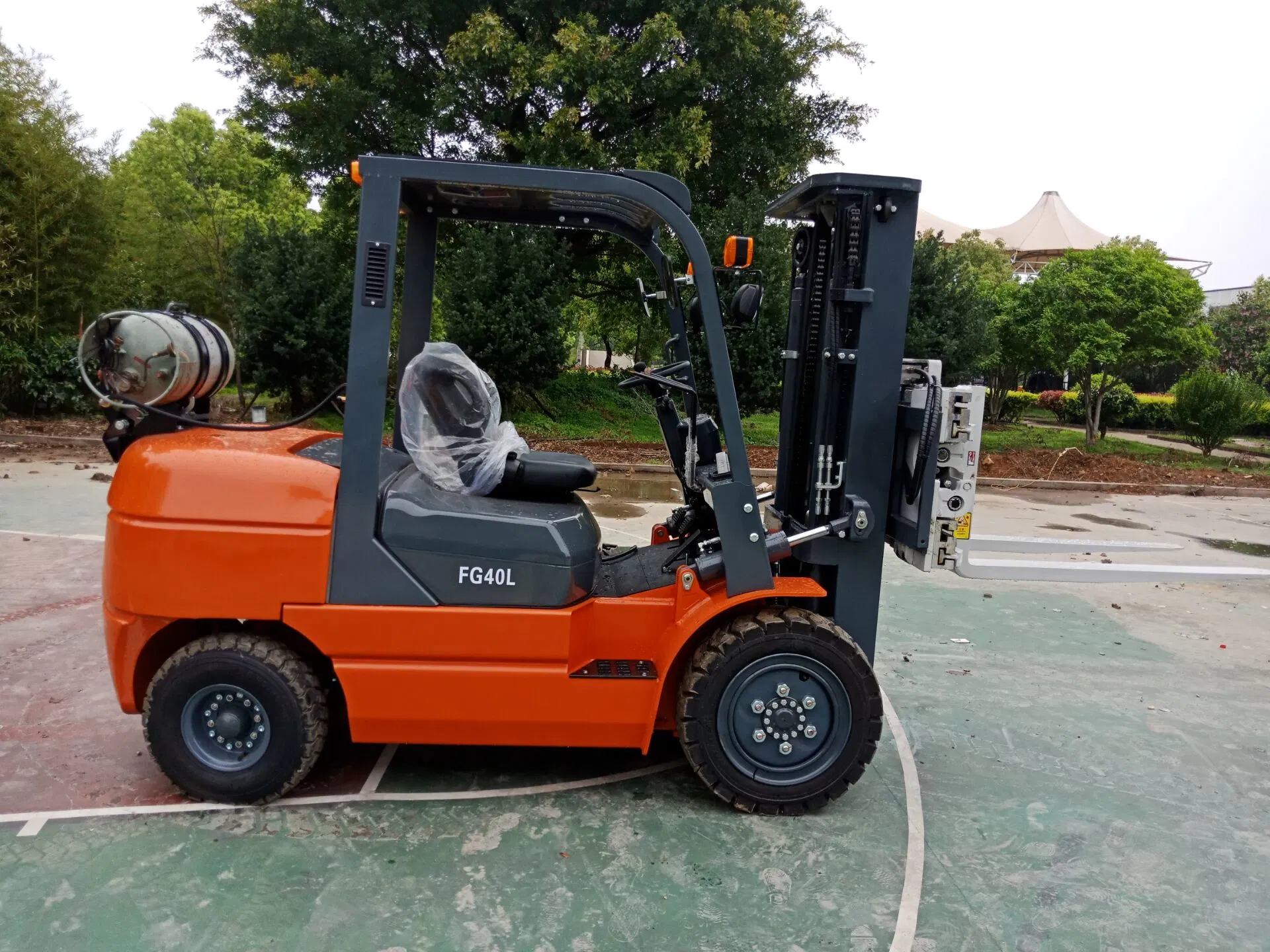 نظام الرفع المزدوج لبنزين LPG ForkLift 4.0 الطن، نظام الرفع المزدوج لبنزين LPG، نظام الرفع الشوكية لبنزين LPG، نظام