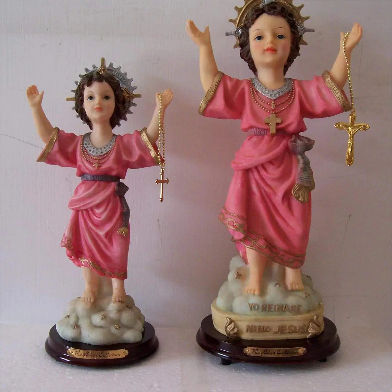 Fábrica OEM personalizar estatua religiosa de resina resina religiosa religiosa Artesanía Colección de Esculturas de Arte Religioso Divino Niño estatua fabricante en China