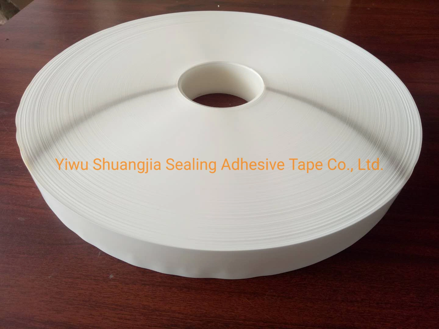 36mm Strong Hot Melt Adhesive Permanent Bag Sealing Tape for Courier Bags