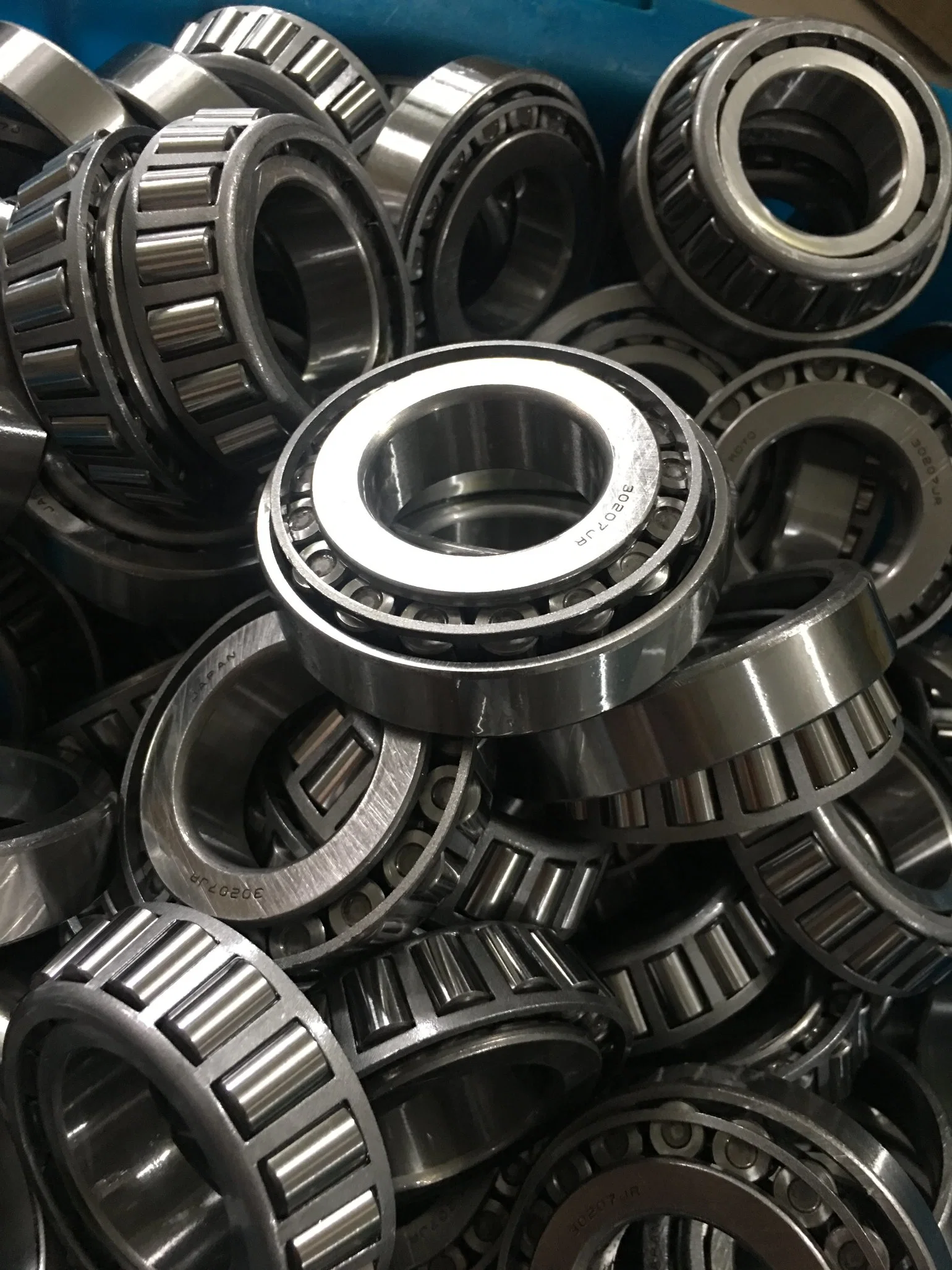 High quality/High cost performance 30202 30203 30204 30205 30206 Tapered Roller Bearings Drive Trains for Automobiles