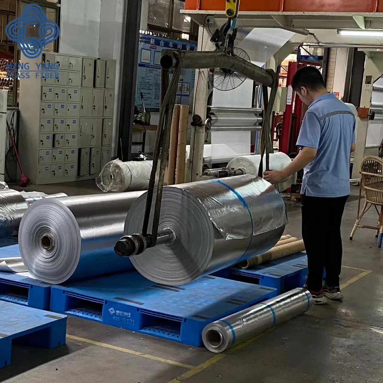 Heat Insulation High-Temperature Resistance Aluminium Foil Ceramic Fiberglass Factory Offer