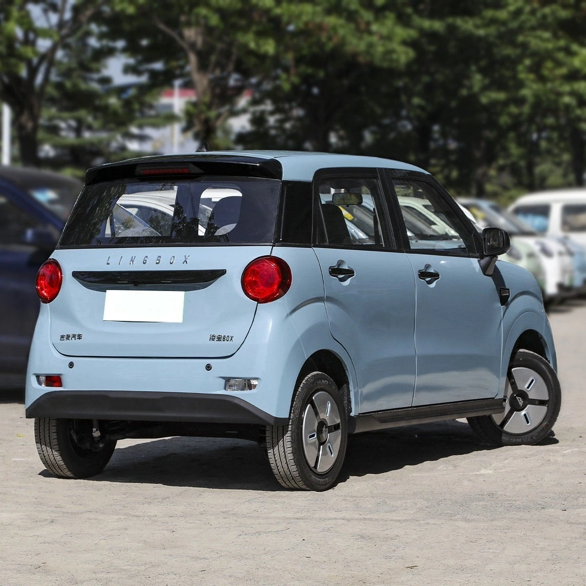 Veículo elétrico CEE Plug-in de luxo Hot Sale para utilização em adultos Electriccar para Família Ling Bao Box Liqingzhao novo Mini-carro