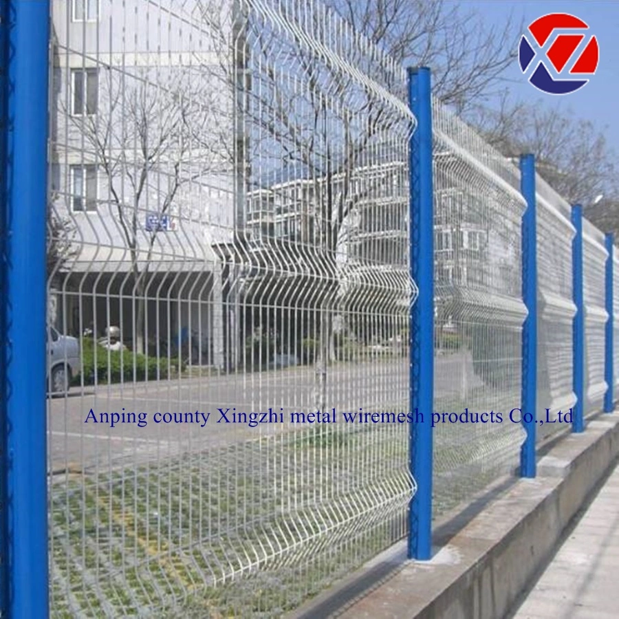 Powder or PVC Coated Galvanized Welded Wire Mesh Fence