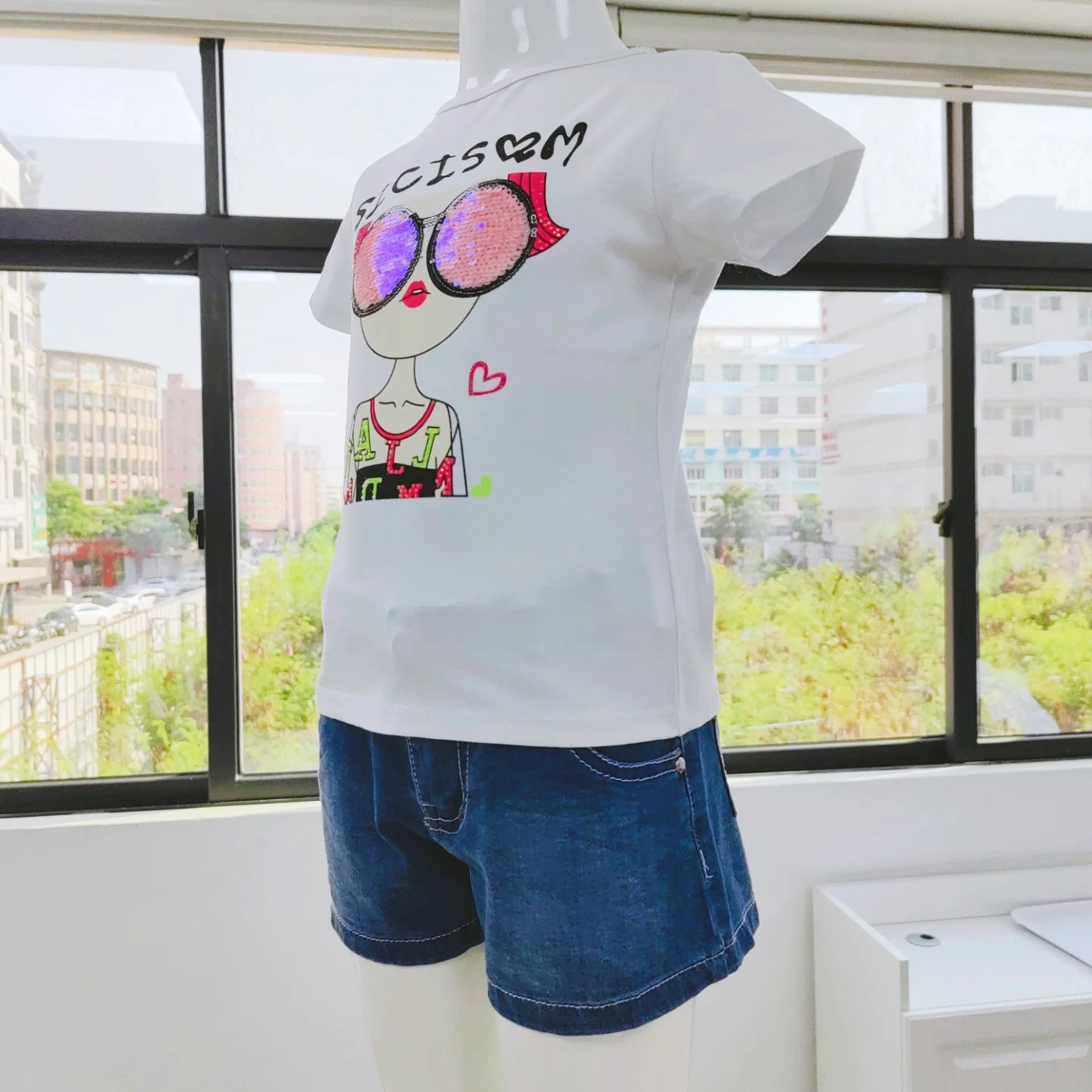 Conjunto grossista 4-12 Anos Meninas Casual T-shirt de algodão + Denim Shorts 2 Crianças