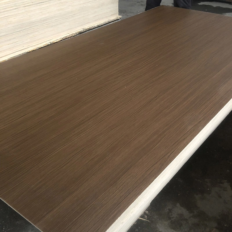 Barato 18 mm 4X8 Melamine face Veneer placa de contraplacado laminado