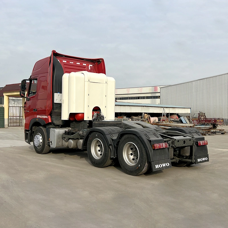 Red Available 2018 Used Original Sinotruk Sitrak C7 430HP CNG 6X4 Tractor Tow Trucks for Kyrgyzstan