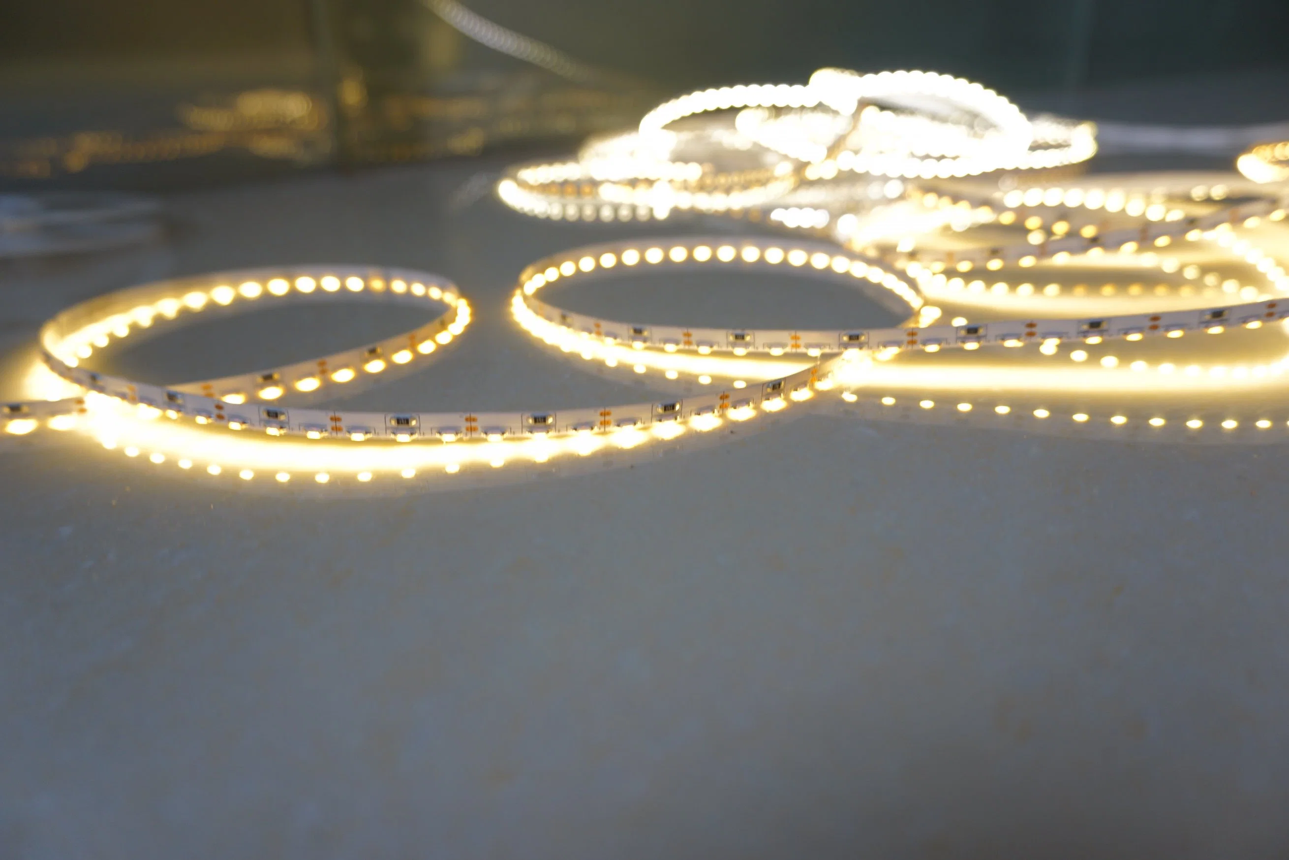 Dimmable 8mm PCB DC 12/24V LED Indoor Decoration LED Strip Light