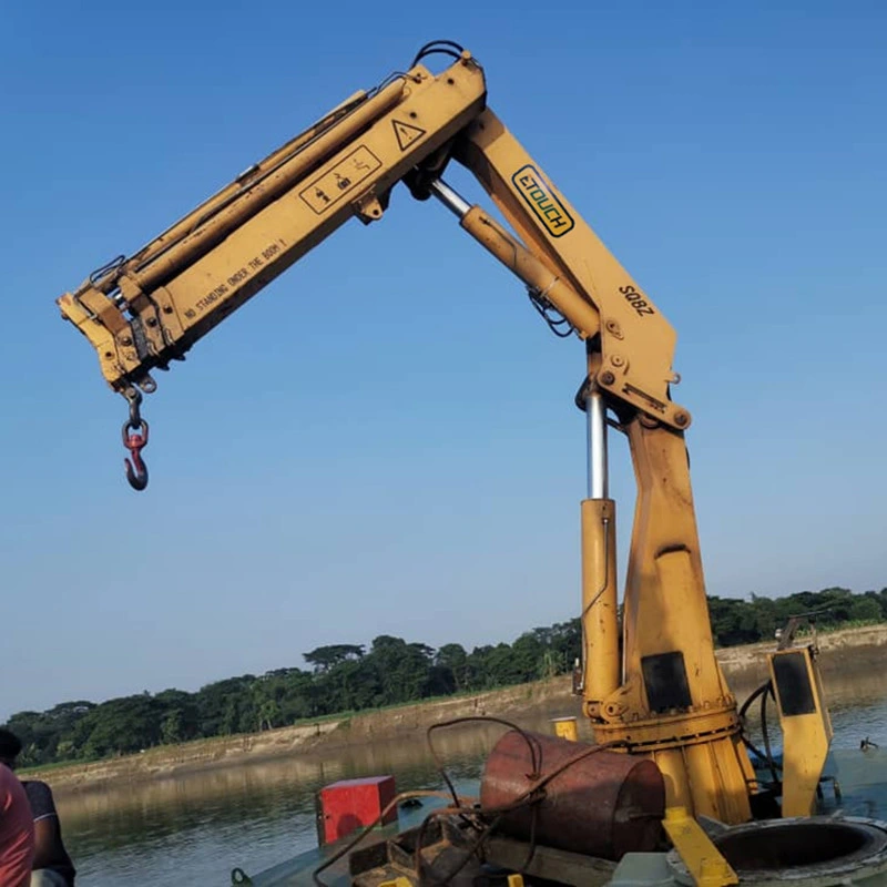 8ton pequeña grúa hidráulica de carga de elevación instalar en el barco grúa Marina