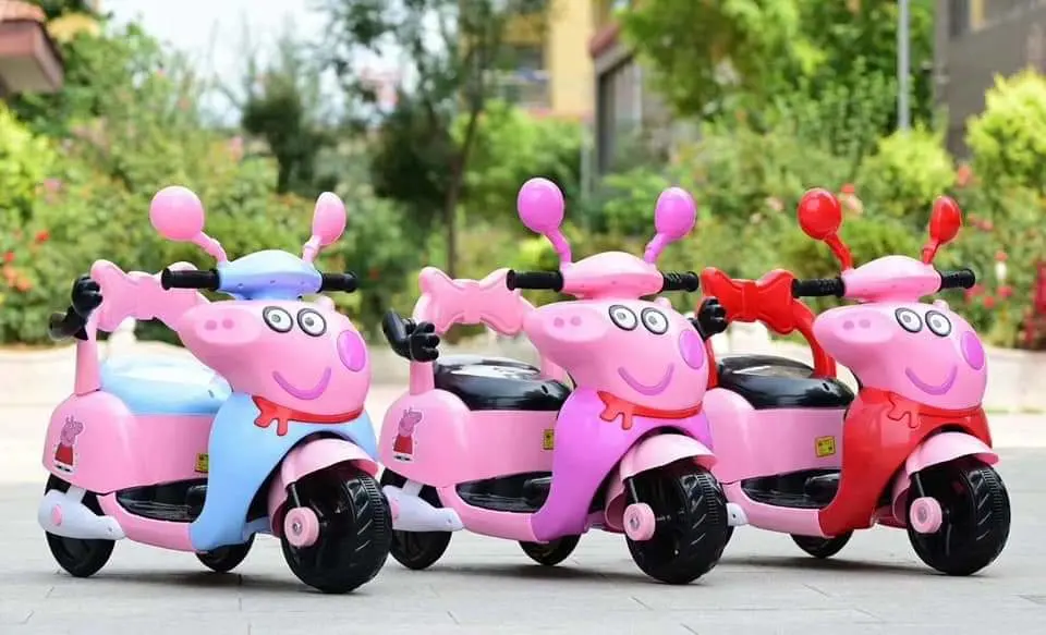 La Chine de gros de l'usine de petits enfants en plastique Electric Motorcycle Cem-01