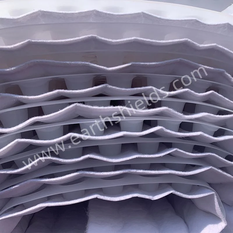 HDPE Composite Drain Board Drainage Board with Geotextile for Construction