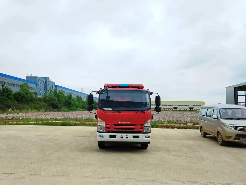 Japen 4X2 camion de lutte contre l'incendie de réservoir d'eau 3000L 5000L incendie Équipement de combat de secours camion spécial de bonne qualité