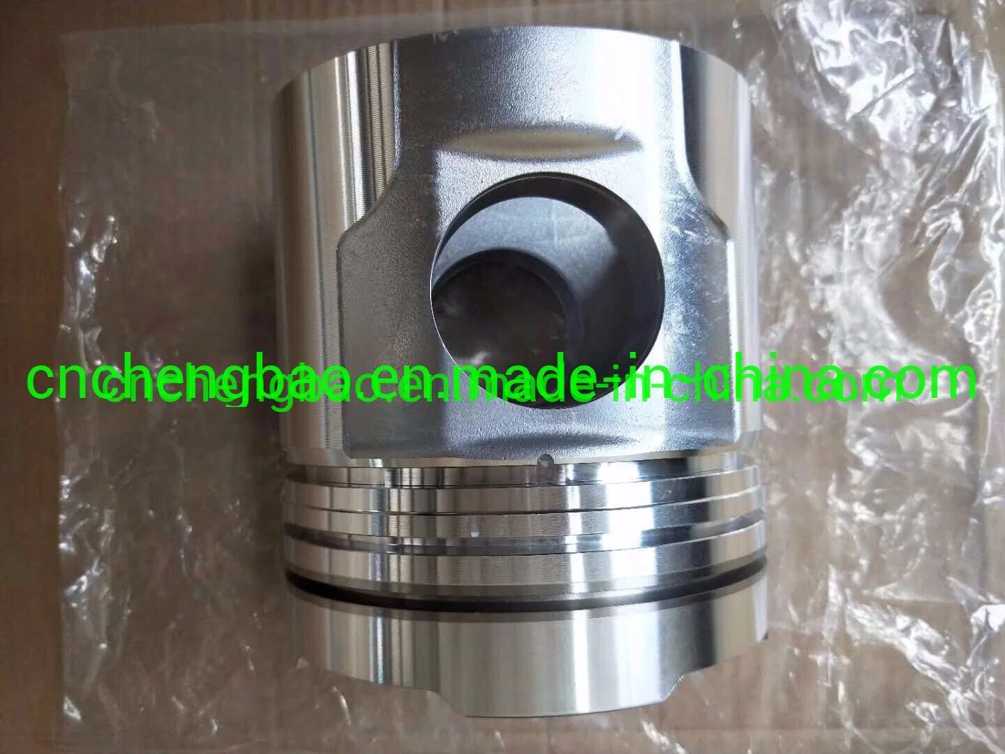 Engine Piston and Liner for Komatsu Cummins Weichai 6D125 6D140 6D155( 6127-31-2030 6128-21-2221