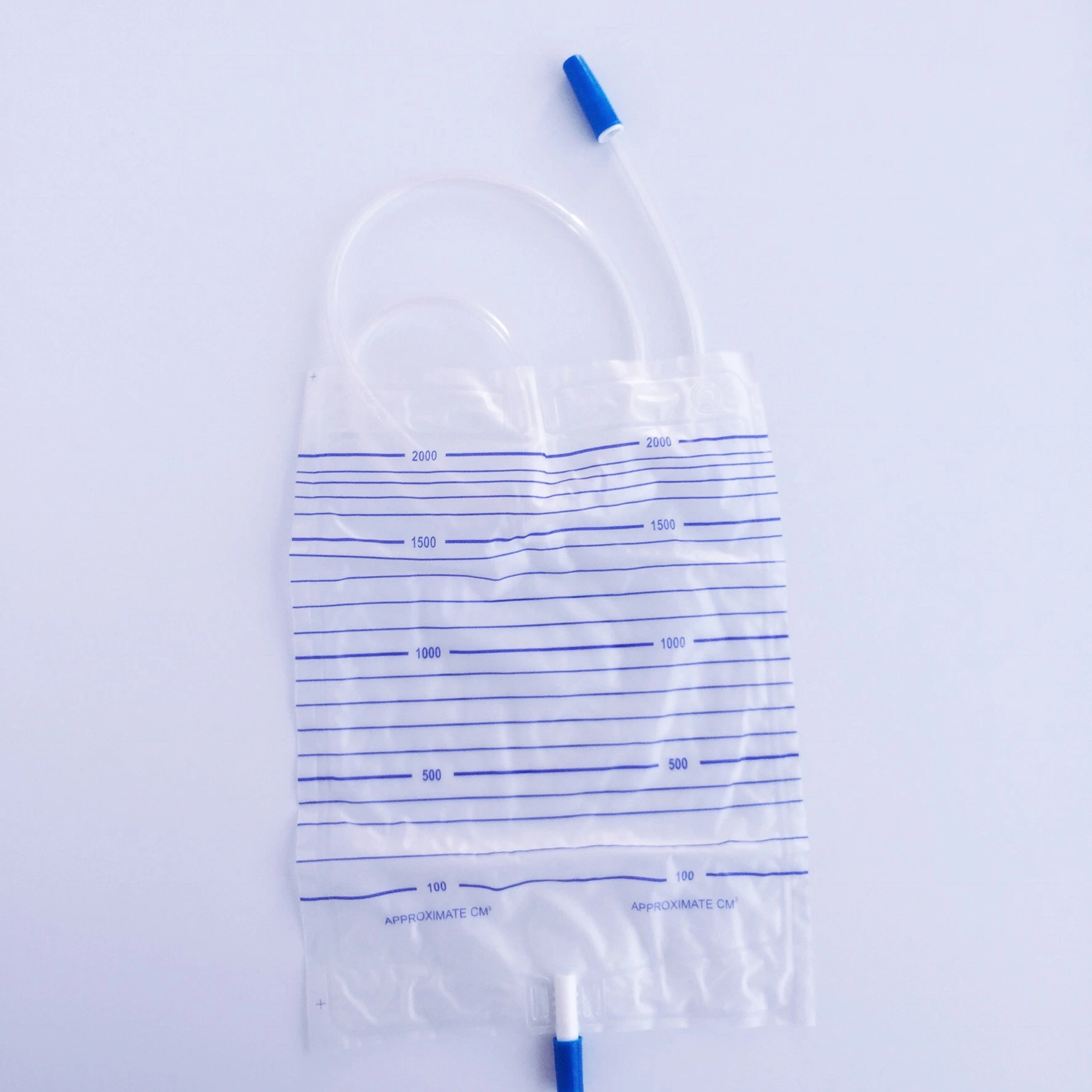 Medical Use PE Packing Disposable Urine Bag with Push Pull Valve 2000cc