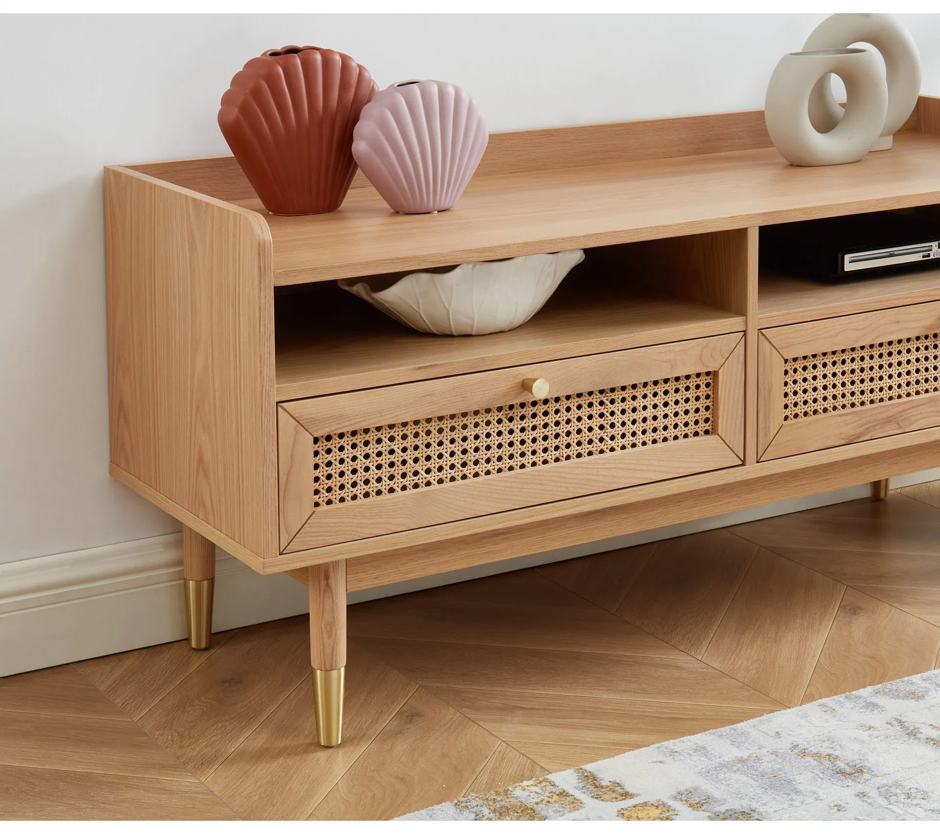 Mueble de TV de madera de color natural sólido de estilo nórdico retro de Nova Nordic con 2 cajones y armario de ratán natural