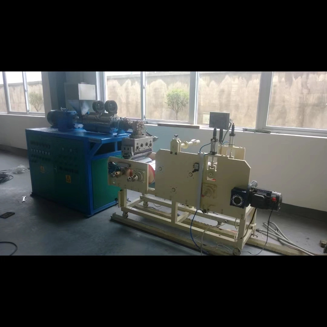 Chinesischer Experte Hersteller Ofkw35-45-400 PP PE Material Guss Film Testing Kunststoff-Extrusionsmaschine