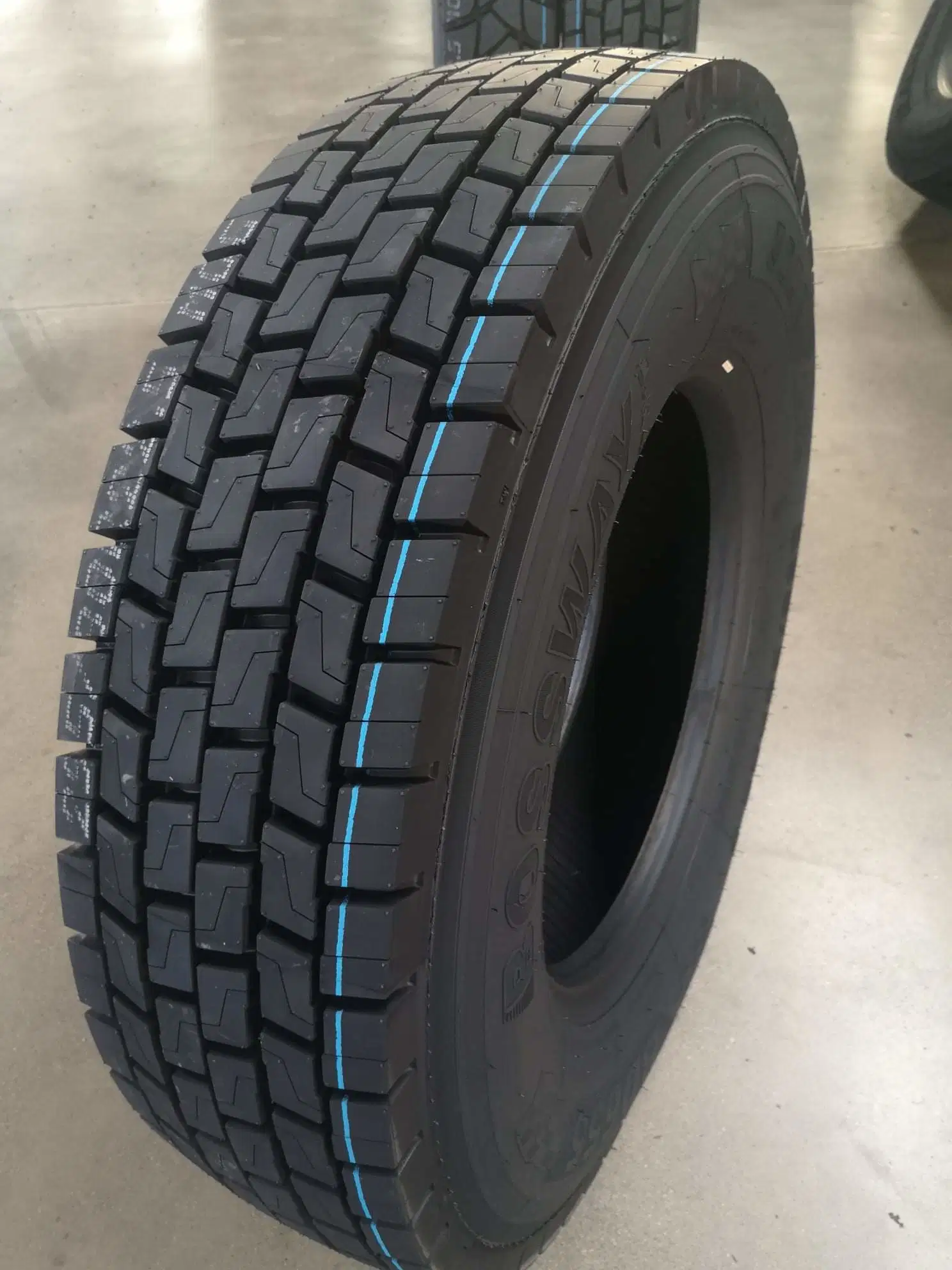 12r22.5 295/80/22.5 315/80/22.5 Truck Tyres 315 80 R 22.5 Heavy Truck Tyre Weights Dovroad/Truefast/Bossway