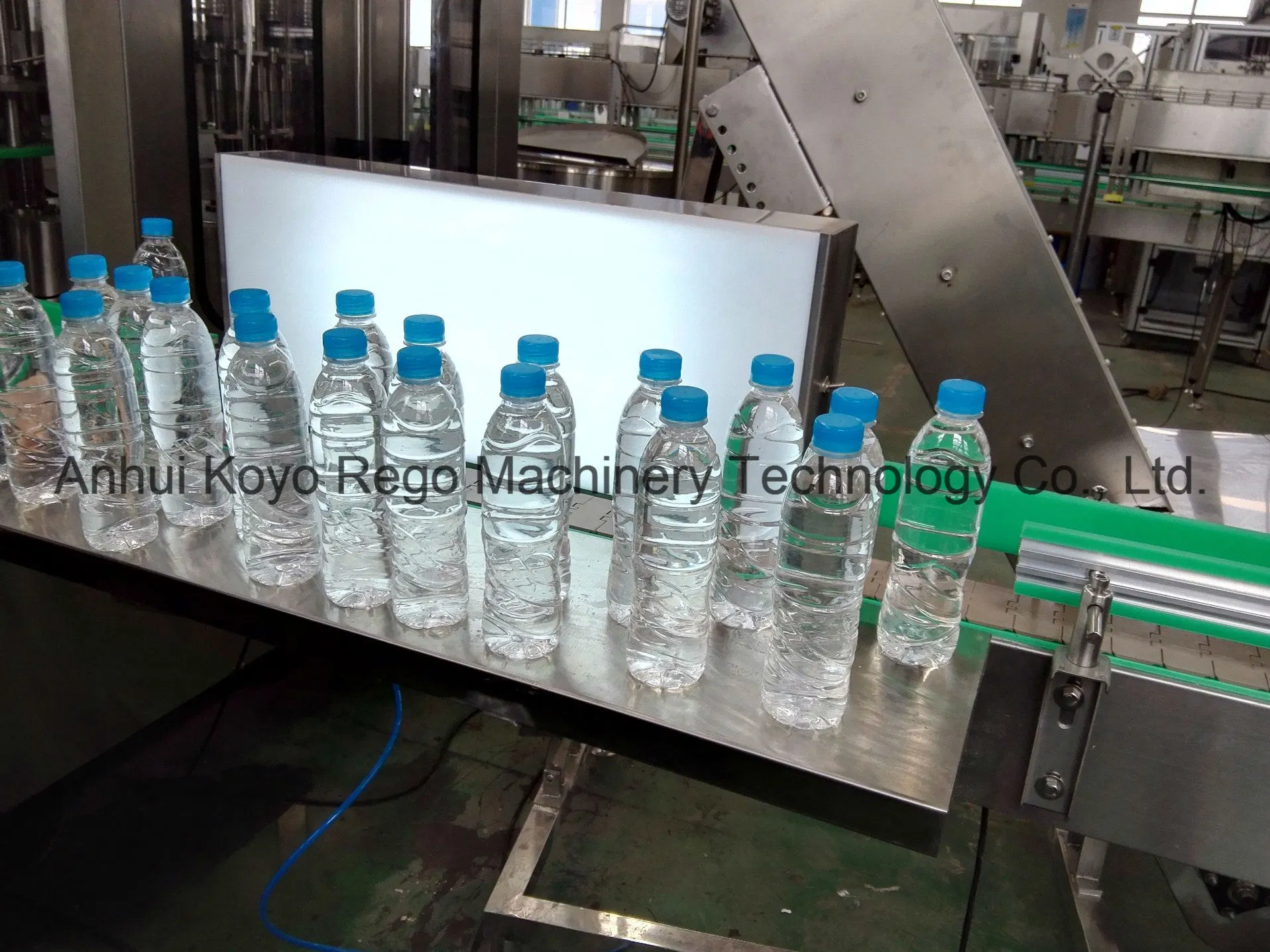 Conjunto completo de garrafas de água pura da linha de produção