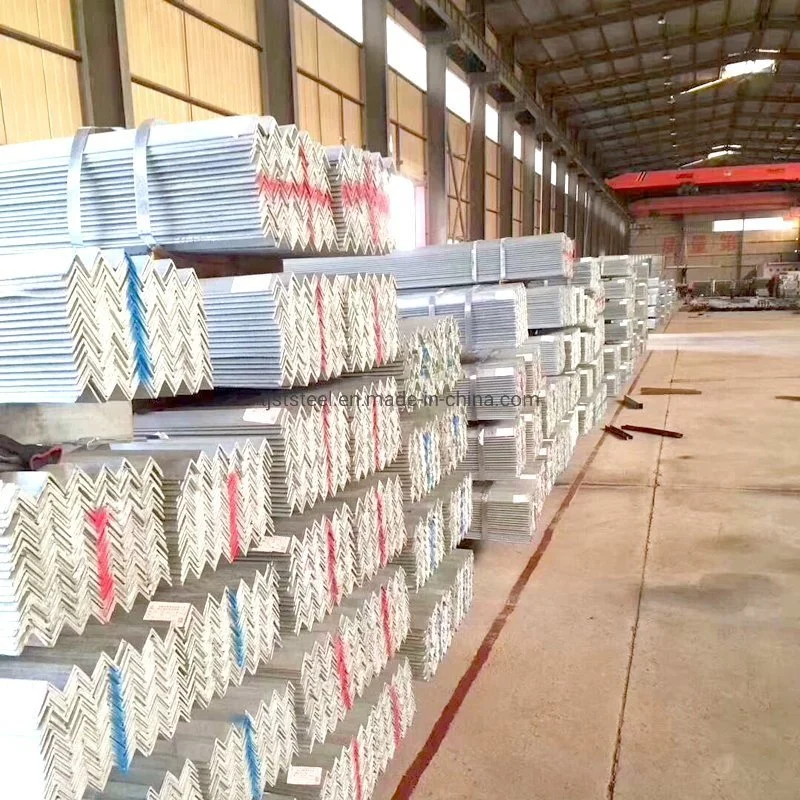 Materiales de construcción Q235 ángulo equivalente Acero al carbono suave ángulo galvanizado Barra A36 carbono suave ranurado laminado en caliente igual y desigual Barra de acero angular con agujero