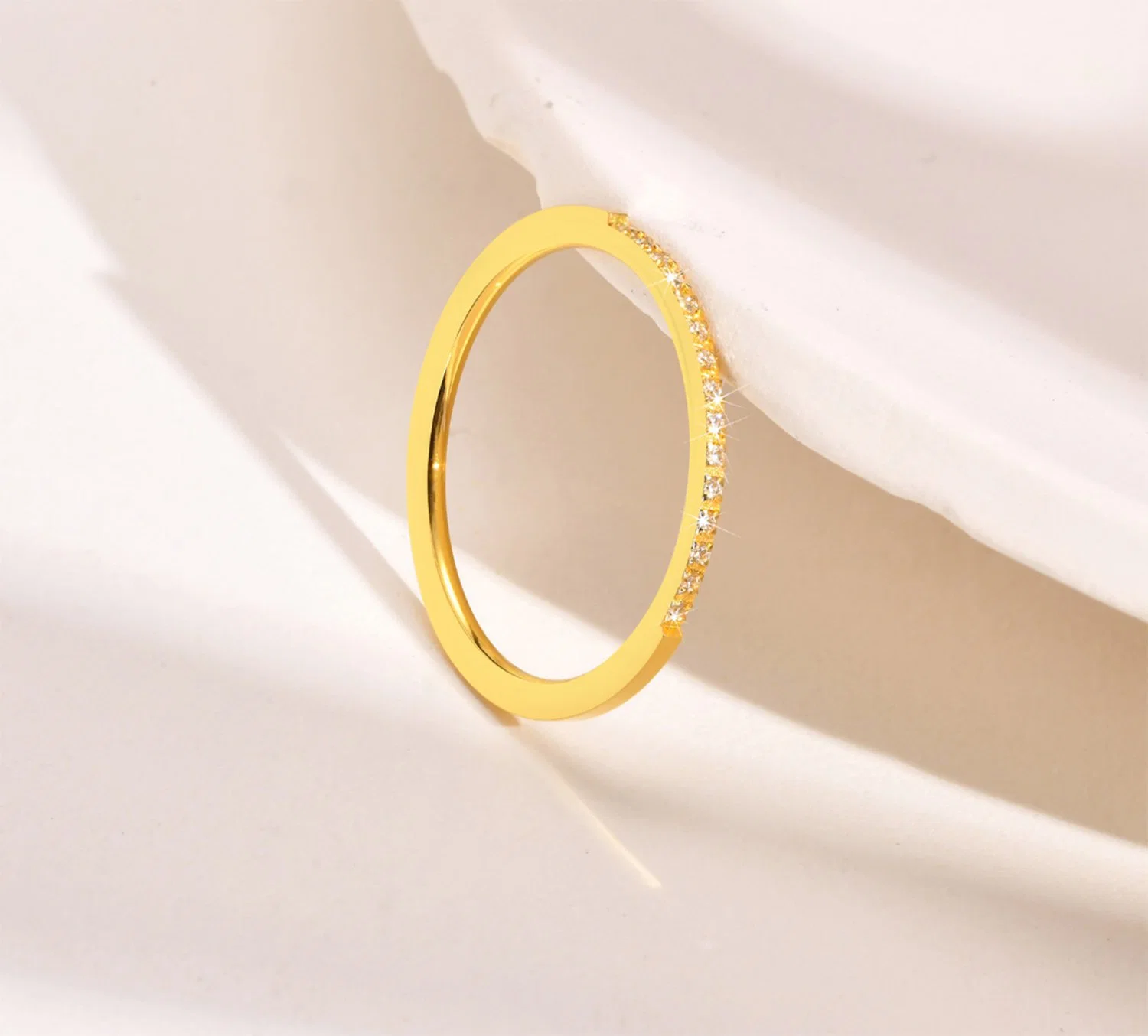 Stainless Steel Thin Ring 1mm Color Zircon Ring Gold Women Fashion Jewelry Accessories Wholesale/Supplier SSR562