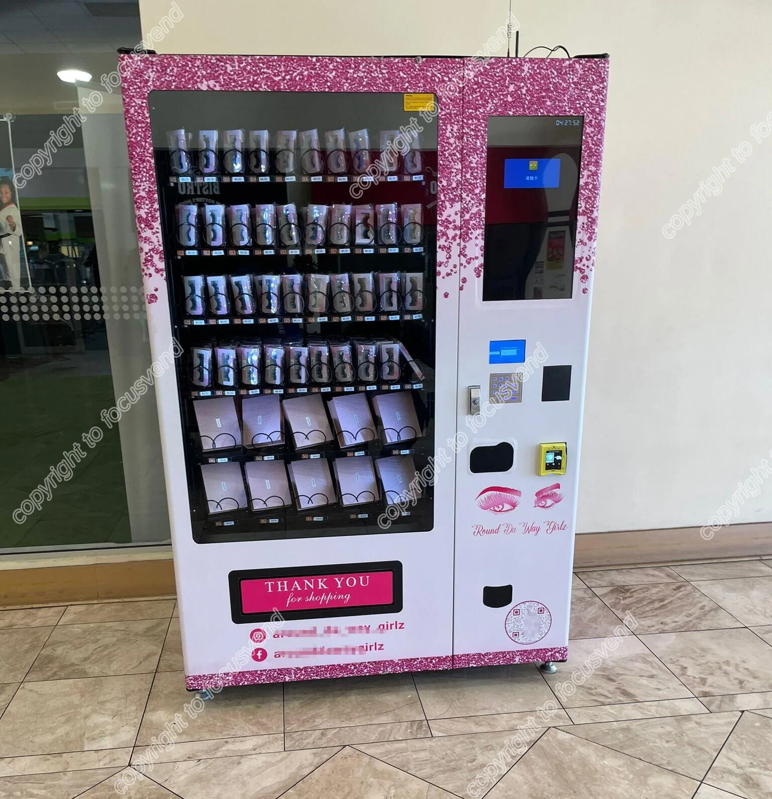 Soins du visage Maquillage rose brillant à lèvres de cils vending machine accepter Costomization