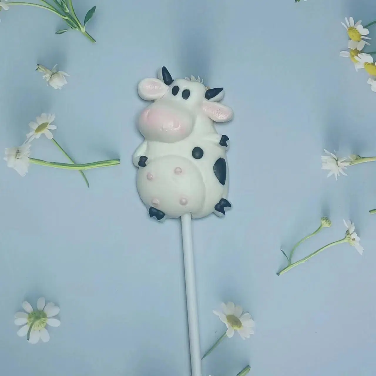 Easter Animal Shape Milk Cow Hard Candy Lollipops