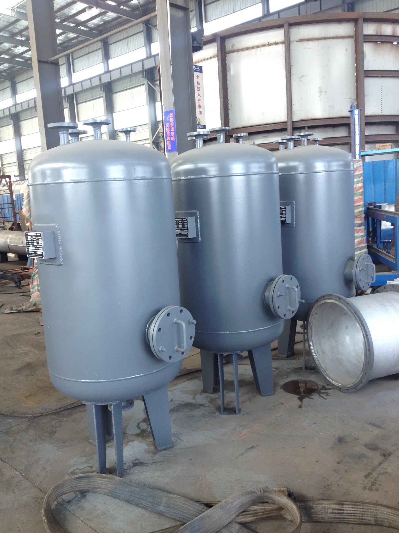 Conteneur de récipient sous pression pour réservoir tampon pour la fabrication de produits chimiques ASME