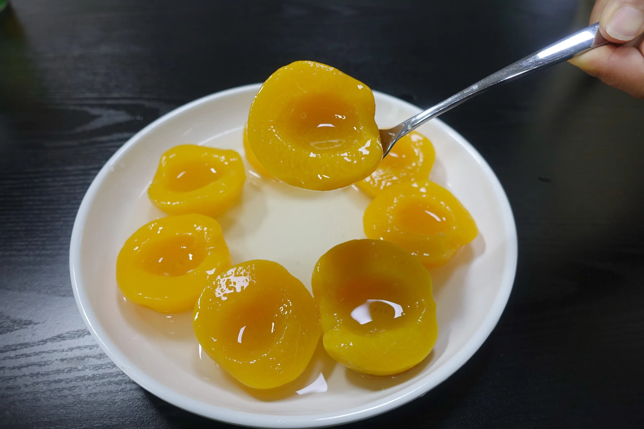 Yellow Cling Peach Halves in Heavy Syrup, Canned Fruit